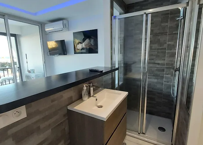 Naturiste Cap D'agde Héliopolis F 72 *